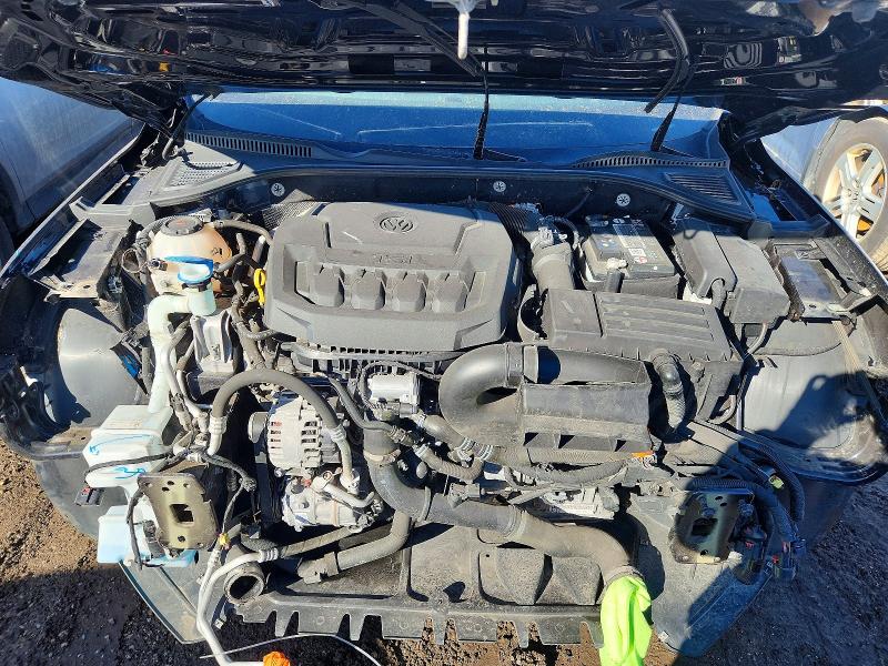 77595385 :رقم المزاد ، 1VWMA7A34MC017210 vin ، 2021 Volkswagen Passat مزاد بيع