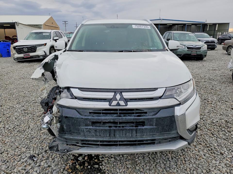 Продаж на аукціоні авто 2017 Mitsubishi Outlander, vin: JA4AD3A38HZ038550, номер лоту: 75207335