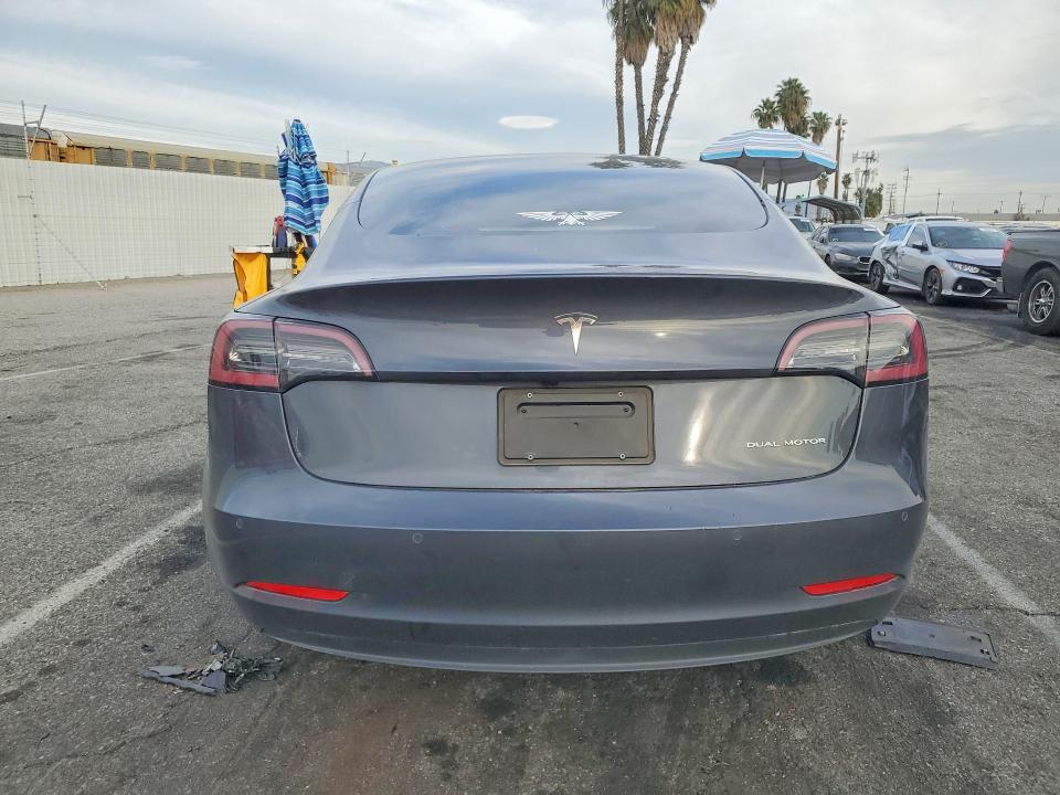 76345275 :رقم المزاد ، 5YJ3E1EB4NF314239 vin ، 2022 Tesla Model 3 مزاد بيع