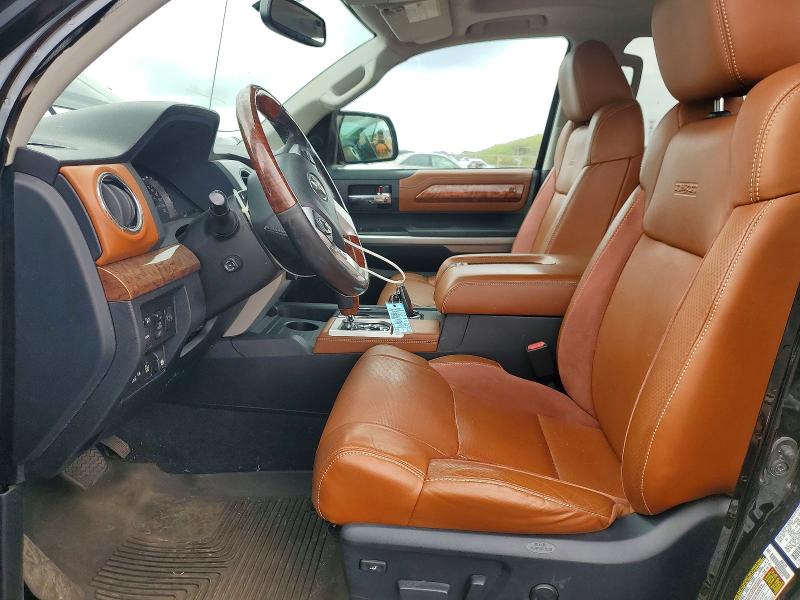 77959905 :رقم المزاد ، 5TFAY5F11GX577549 vin ، 2016 Toyota Tundra مزاد بيع