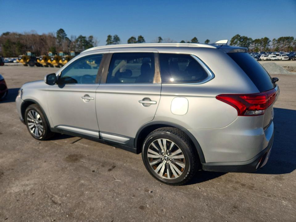 76893895 :رقم المزاد ، JA4AZ3A37KZ014152 vin ، 2019 Mitsubishi Outlander مزاد بيع