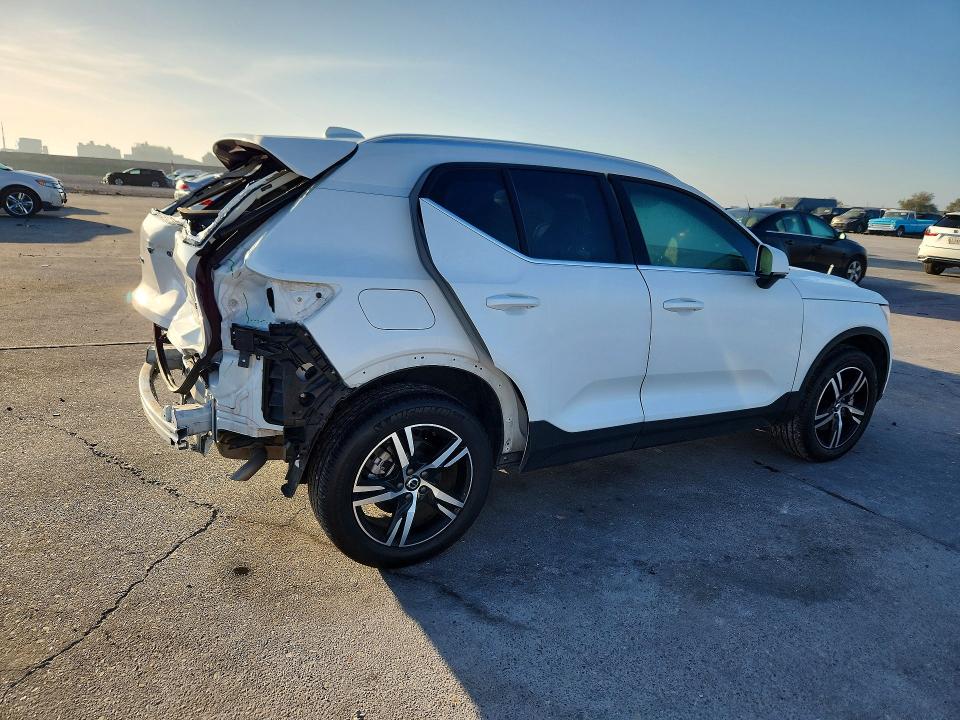 Продажа на аукционе авто 2024 Volvo Xc40, vin: YV4L12UK8R2330629, номер лота: 78027065
