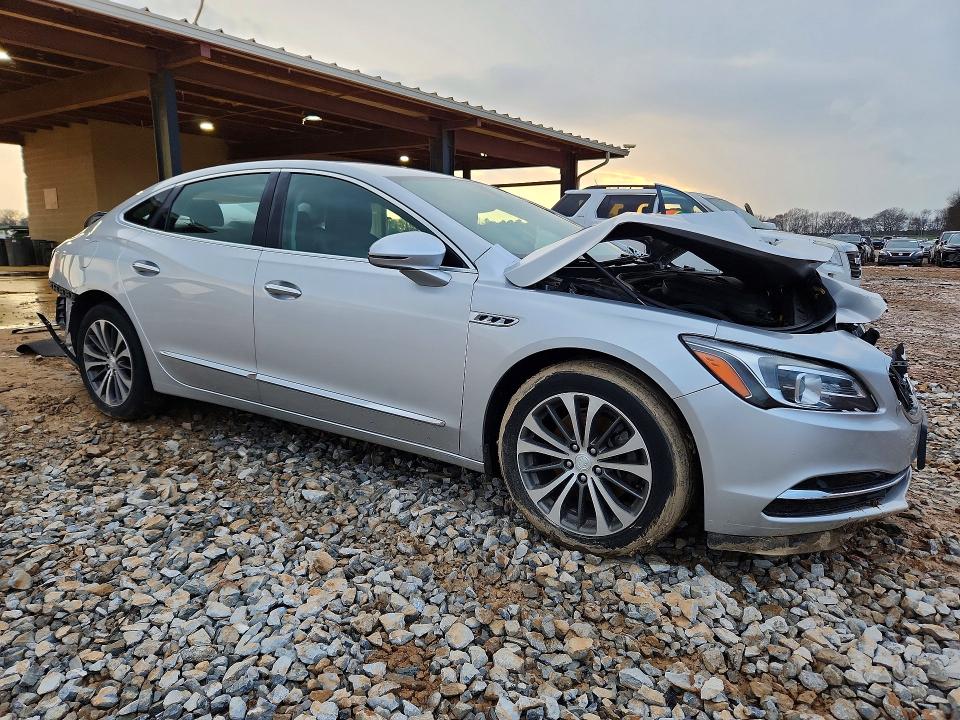 2017 Buick Lacrosse მანქანა იყიდება აუქციონზე, vin: 1G4ZP5SS3HU164857, აუქციონის ნომერი: 79088555