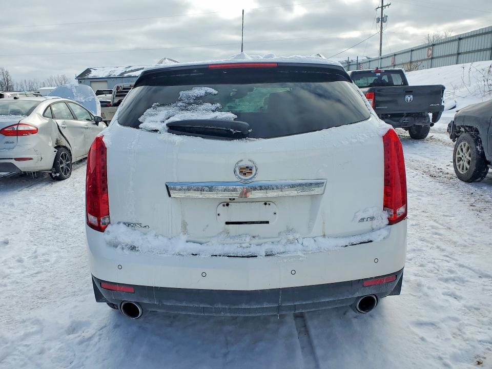 Продажа на аукционе авто 2015 Cadillac Srx Luxury, vin: 3GYFNEE39FS558095, номер лота: 75030525