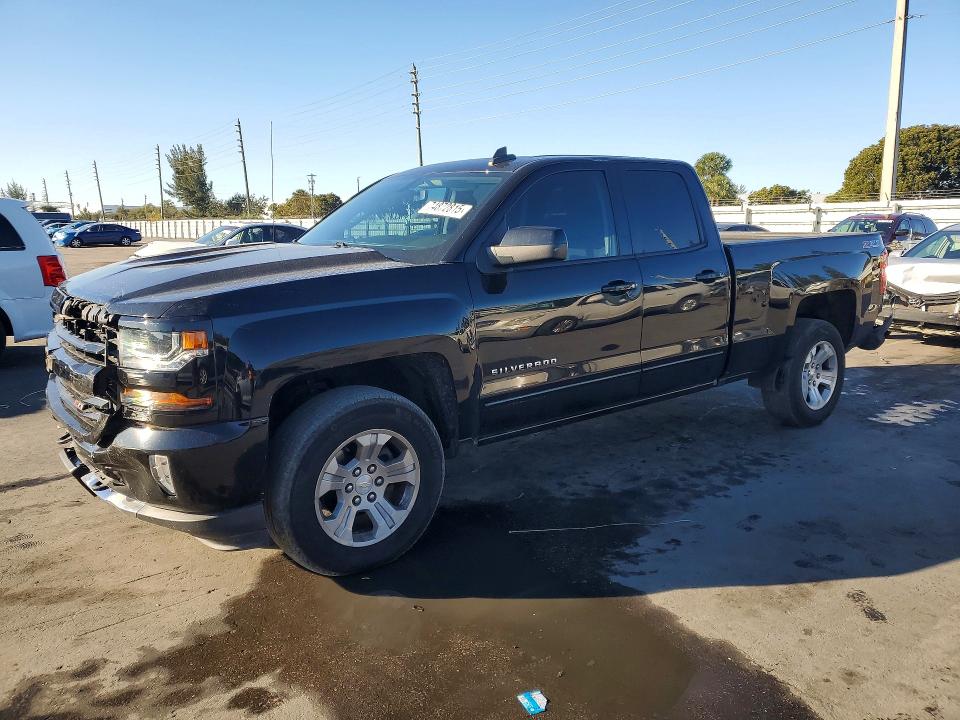 Продаж на аукціоні авто 2017 Chevrolet Silverado, vin: 1GCVKREC1HZ329840, номер лоту: 74872815