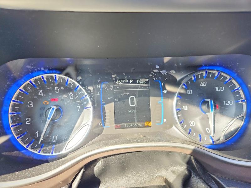 2020 Chrysler Voyager მანქანა იყიდება აუქციონზე, vin: 2C4RC1DG2LR172570, აუქციონის ნომერი: 75163915