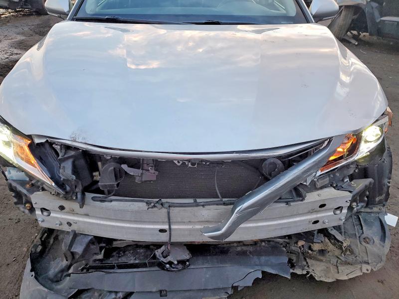78823095 :رقم المزاد ، 4T1B11HK5KU749997 vin ، 2019 Toyota Camry مزاد بيع