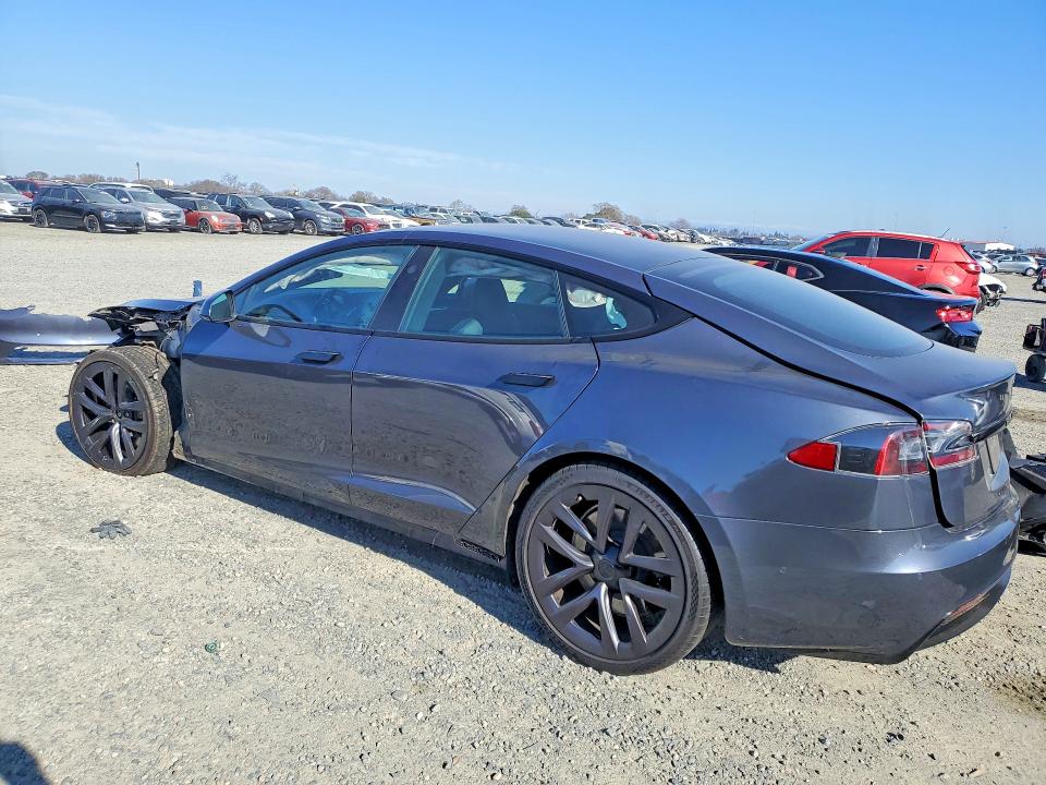 76414525 :رقم المزاد ، 5YJSA1E57MF449442 vin ، 2021 Tesla Model S مزاد بيع
