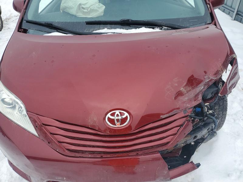 Aukcja sprzedaży 2015 Toyota Sienna, vin: 5TDKK3DC3FS582481, numer aukcji: 74502135