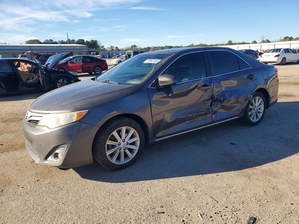 Продажа на аукционе авто 2014 Toyota Camry, vin: 4T1BK1FK0EU026207, номер лота: 76952495