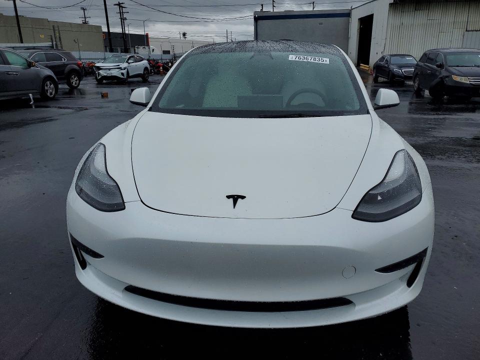 76367835 :رقم المزاد ، 5YJ3E1EAXPF470473 vin ، 2023 Tesla Model 3 مزاد بيع