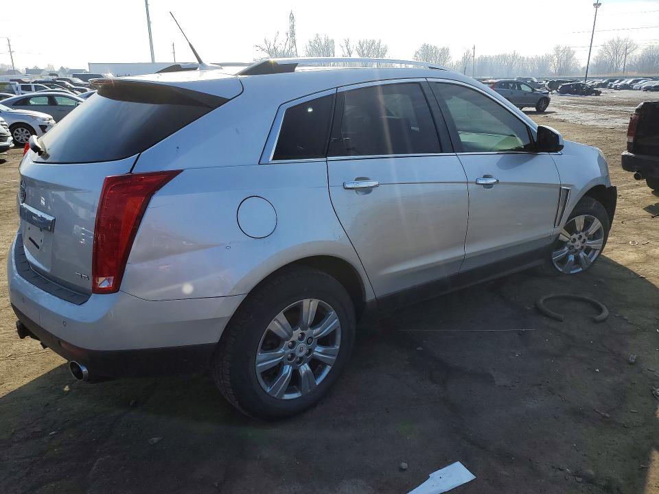 77083905 :رقم المزاد ، 3GYFNBE31ES675392 vin ، 2014 Cadillac Srx مزاد بيع