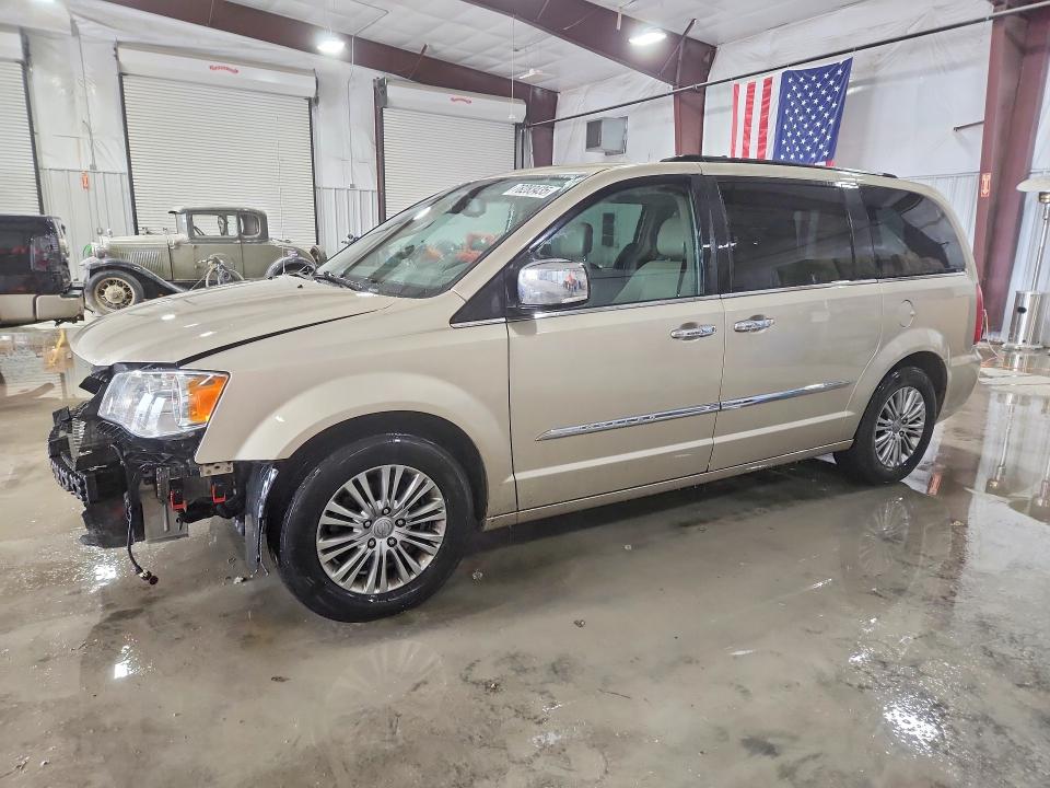 78283435 :رقم المزاد ، 2C4RC1CG9GR306207 vin ، 2016 Chrysler Town & Country مزاد بيع