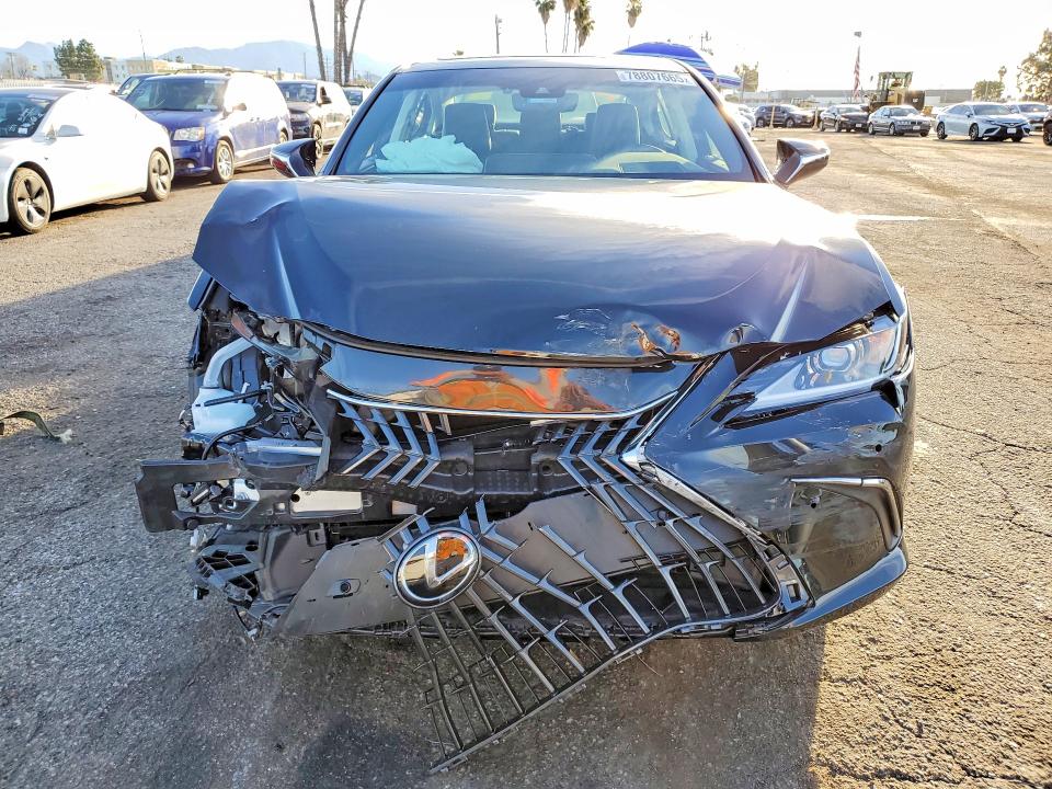 2025 Lexus Es 300h მანქანა იყიდება აუქციონზე, vin: 58ADA1C1XSU067164, აუქციონის ნომერი: 78807665