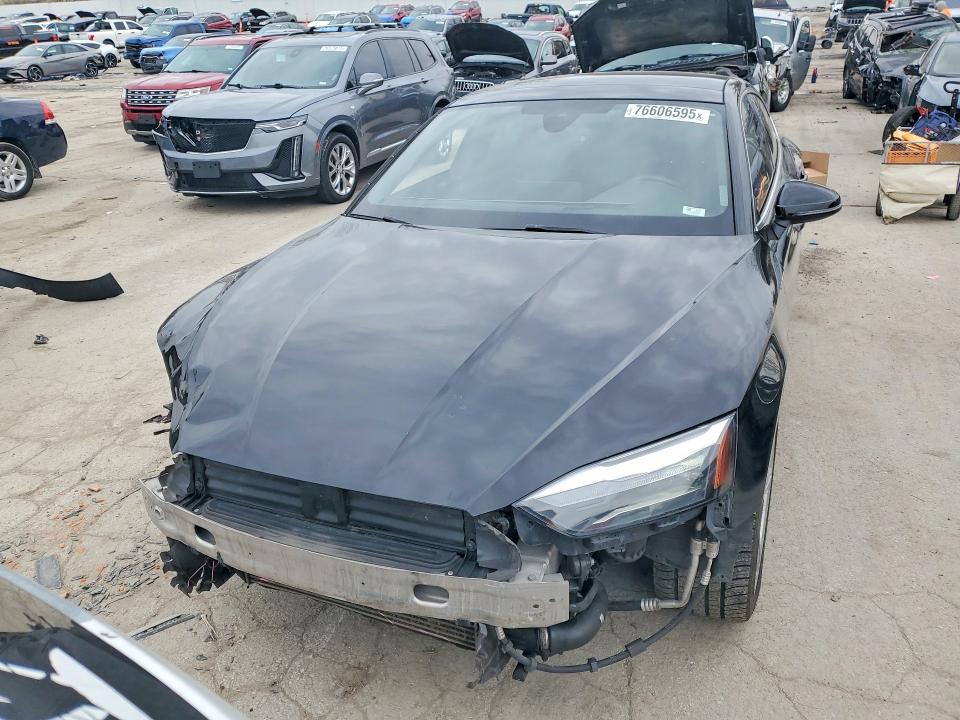 Продаж на аукціоні авто 2021 Audi A5, vin: WAUDACF50MA044225, номер лоту: 76606595