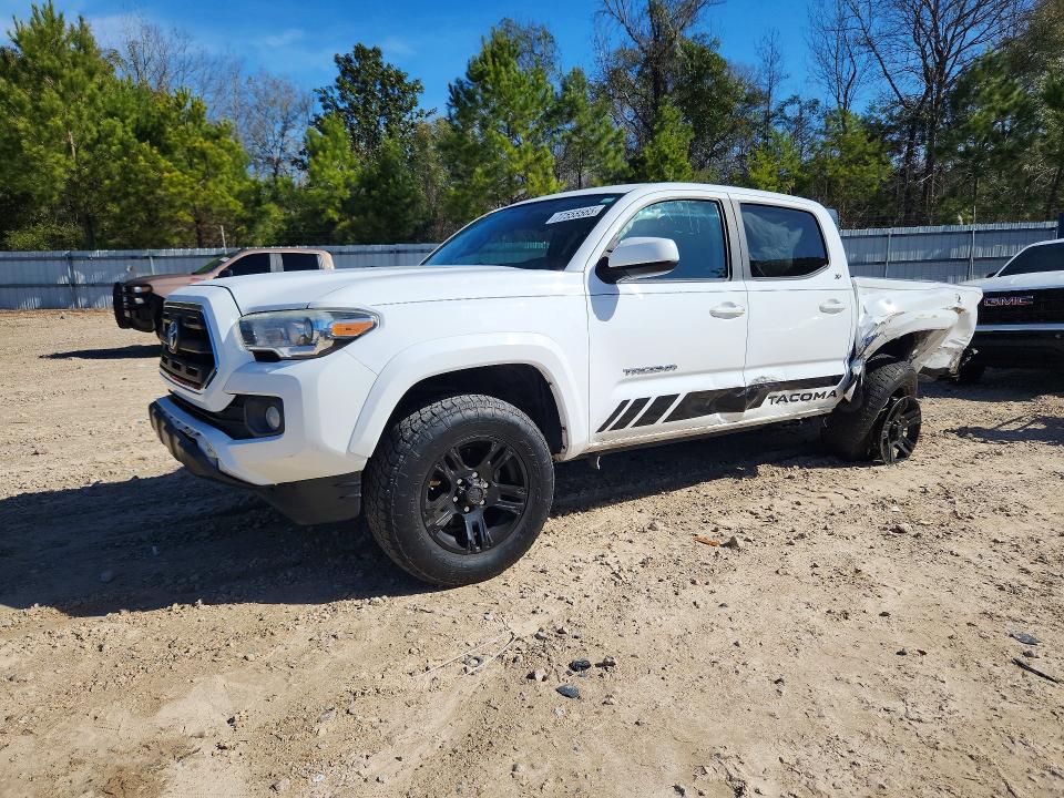 Продажа на аукционе авто 2017 Toyota Tacoma, vin: 5TFAZ5CNXHX031970, номер лота: 77558565