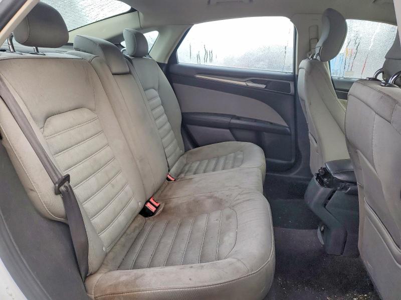 76202505 :رقم المزاد ، 3FA6P0G72FR128618 vin ، 2015 Ford Fusion مزاد بيع