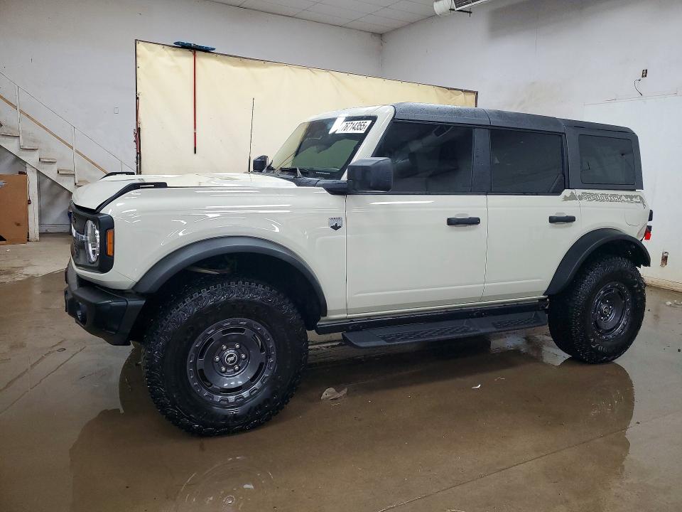 2025 Ford Bronco მანქანა იყიდება აუქციონზე, vin: 1FMEE7BH4SLB15989, აუქციონის ნომერი: 76714355