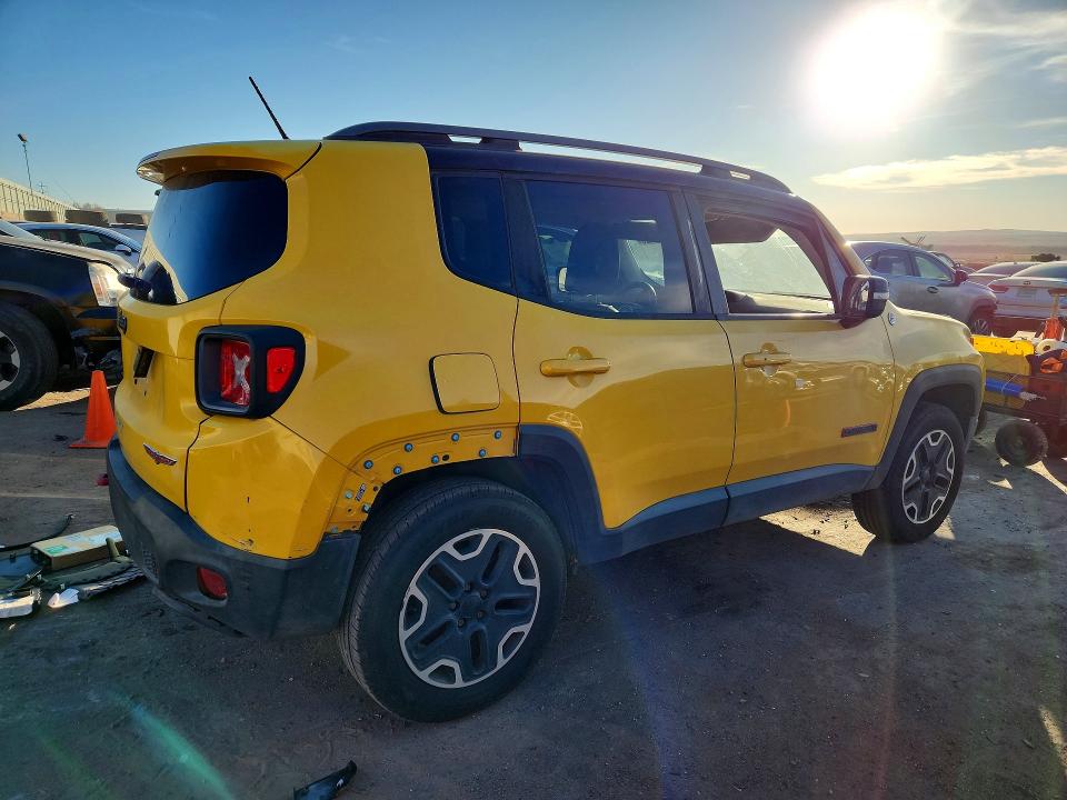 75864425 :رقم المزاد ، ZACCJBCT4FPC16125 vin ، 2015 Jeep Renegade T مزاد بيع