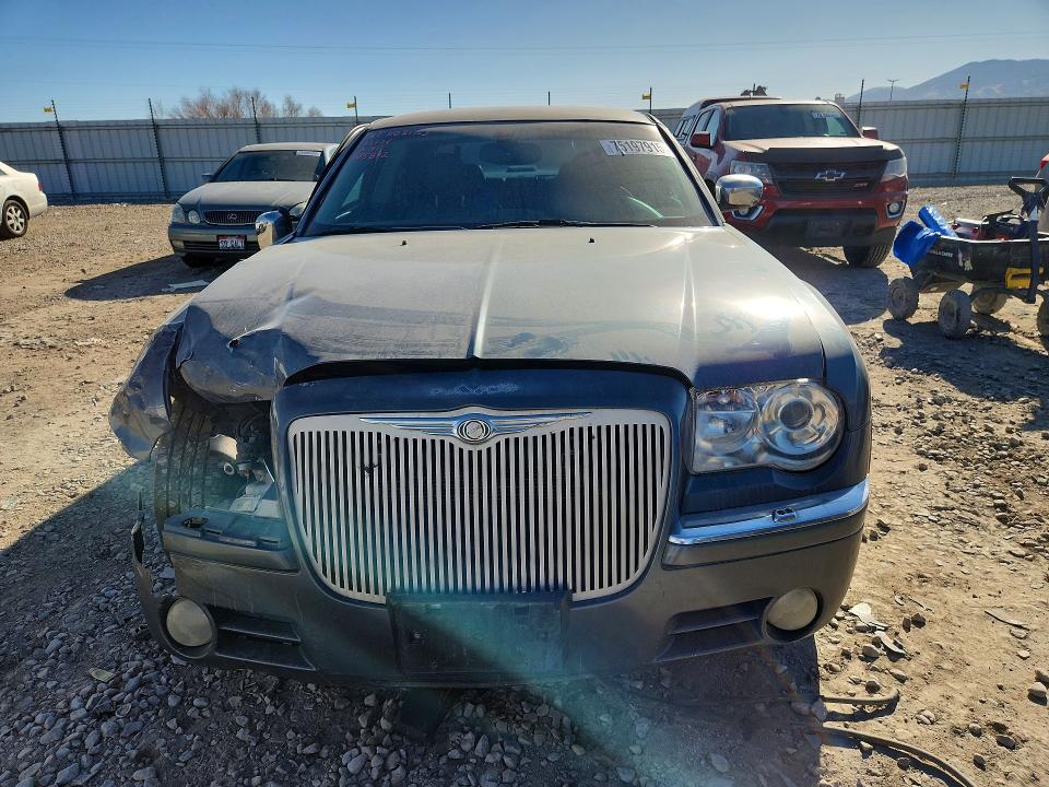 Продажа на аукционе авто 2005 Chrysler 300c, vin: 2C3JA63H35H665892, номер лота: 75197915