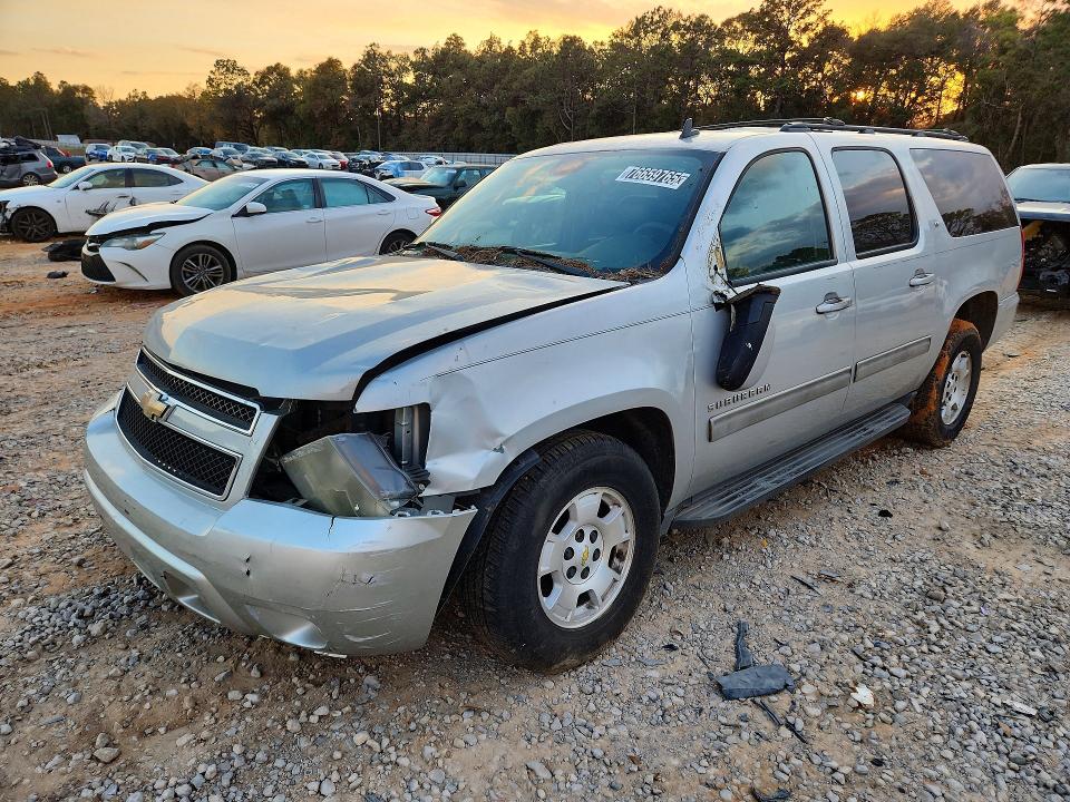 2011 Chevrolet Suburban მანქანა იყიდება აუქციონზე, vin: 1GNSCJE02BR331988, აუქციონის ნომერი: 76659765