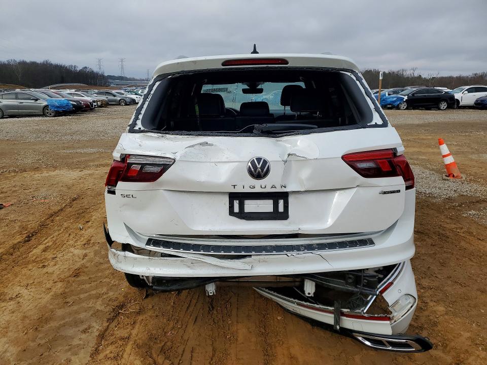 Продажа на аукционе авто 2022 Volkswagen Tiguan, vin: 3VV4B7AX2NM056155, номер лота: 75834015