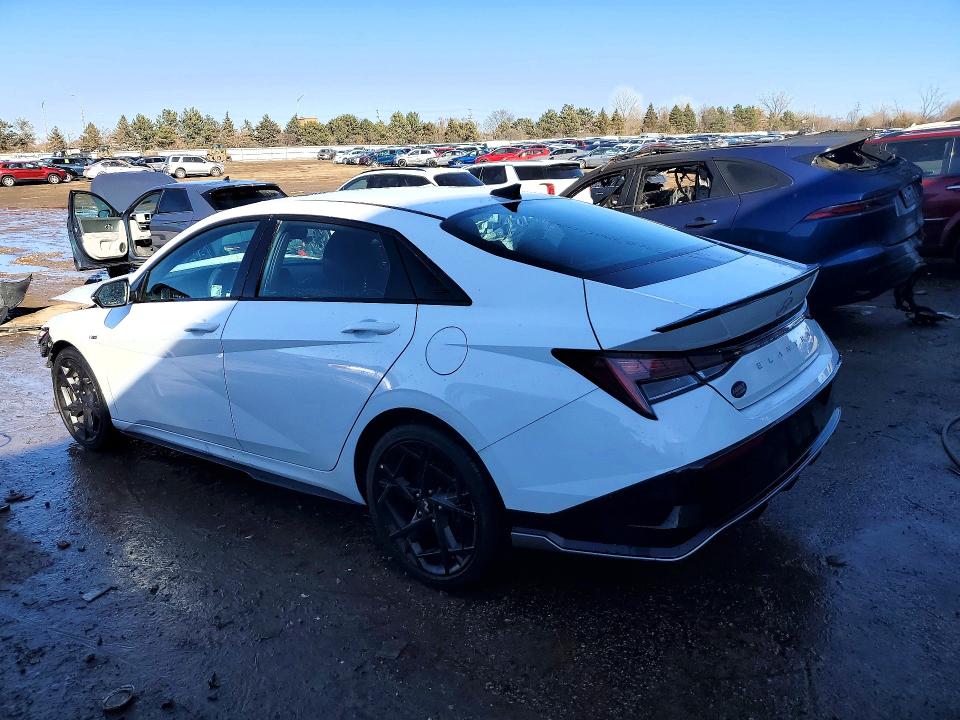 2025 Hyundai Elantra მანქანა იყიდება აუქციონზე, vin: KMHLR4DF1SU013257, აუქციონის ნომერი: 77759965