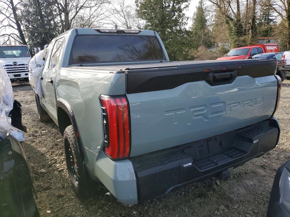 Продажа на аукционе авто 2022 Toyota Tundra Cre, vin: 5TFPC5DB3NX002905, номер лота: 74300445
