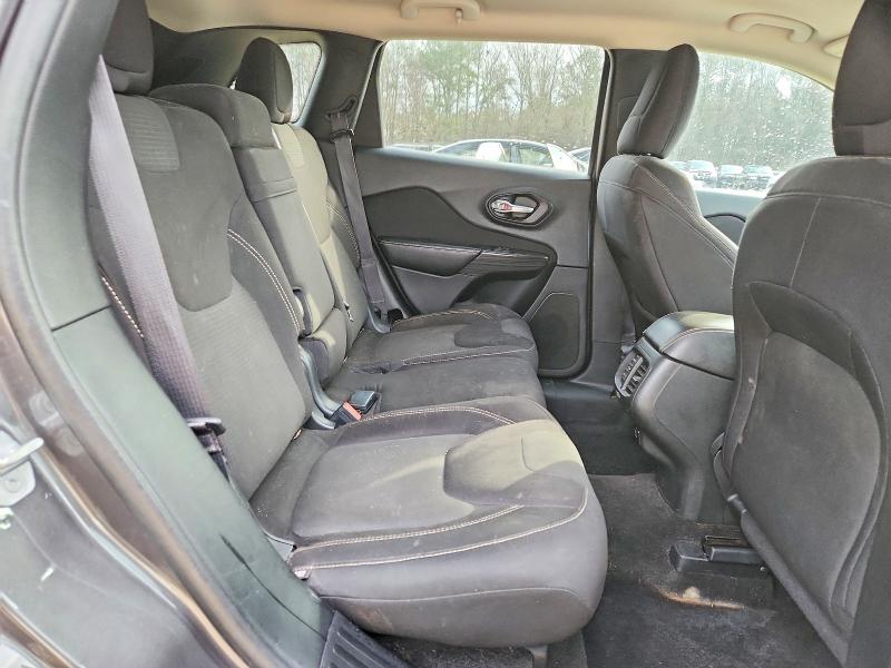 77797855 :رقم المزاد ، 1C4PJMCB2FW699461 vin ، 2015 Jeep Cherokee مزاد بيع