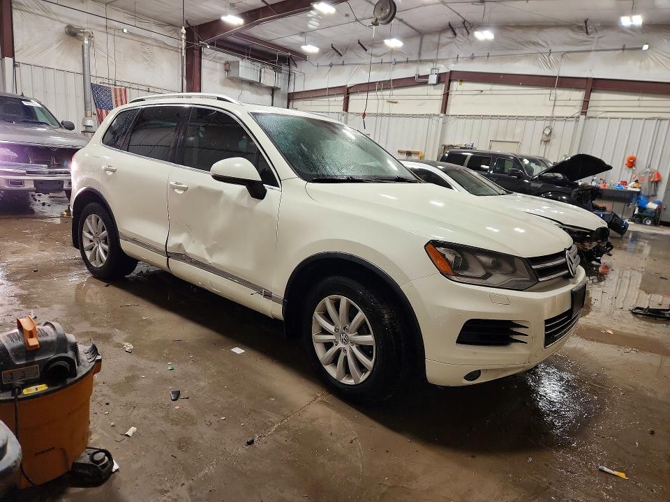 78817515 :رقم المزاد ، WVGFF9BPXCD000345 vin ، 2012 Volkswagen Touareg مزاد بيع