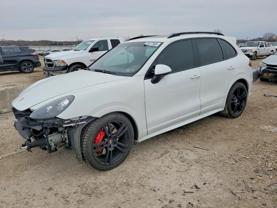78077905 :رقم المزاد ، WP1AD2A25DLA71668 vin ، 2013 Porsche Cayenne مزاد بيع