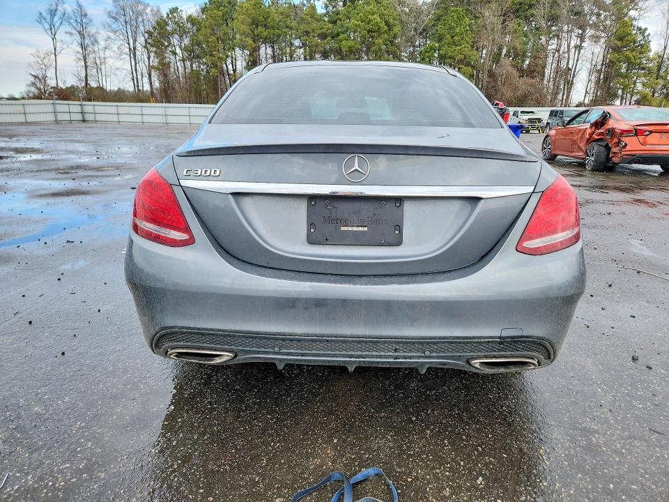 Продажа на аукционе авто 2018 Mercedes-benz C, vin: 55SWF4JB6JU237447, номер лота: 76386815