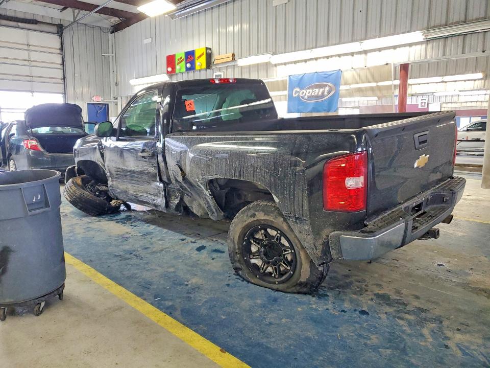 76062395 :رقم المزاد ، 1GCNKPE01DZ173271 vin ، 2013 Chevrolet Silverado مزاد بيع