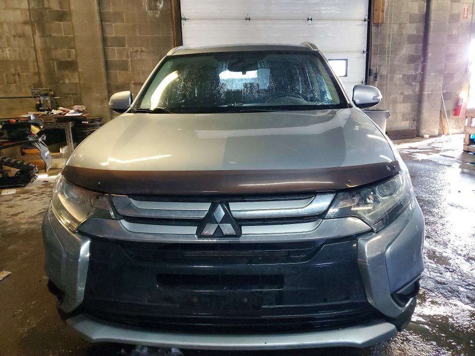 76402565 :رقم المزاد ، JA4AZ2A30GZ607319 vin ، 2016 Mitsubishi Outlander مزاد بيع
