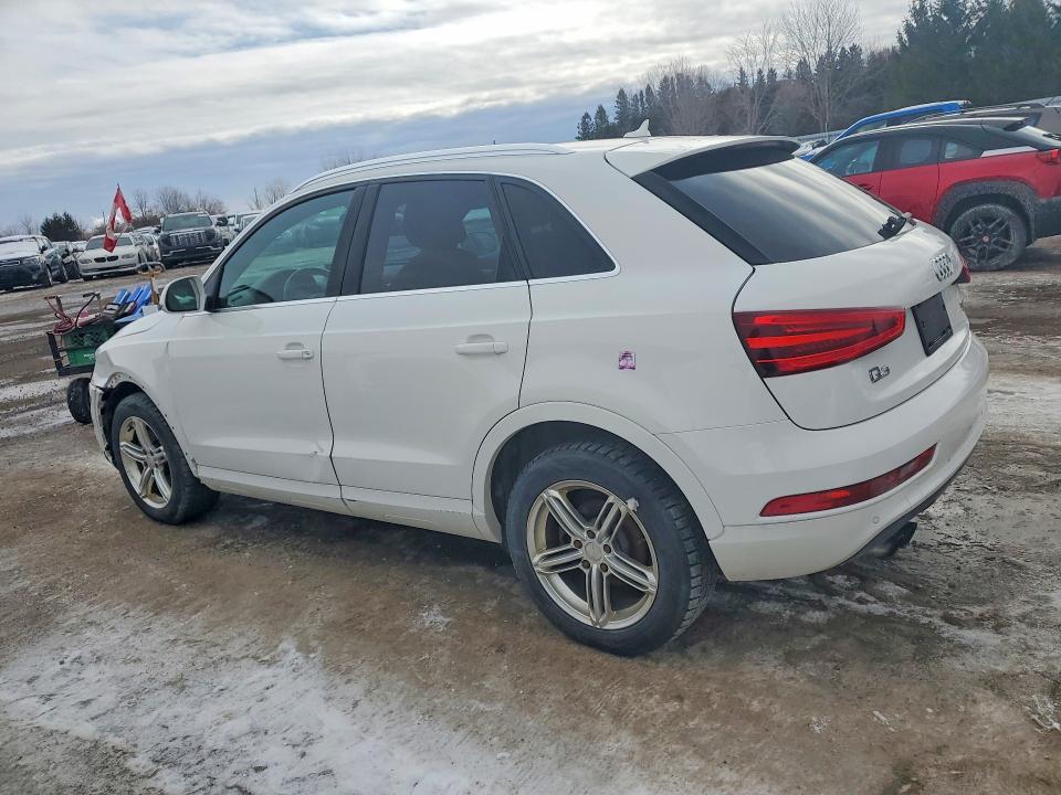 Продаж на аукціоні авто 2015 Audi Q3, vin: WA1GFEFS5FR009049, номер лоту: 77753525