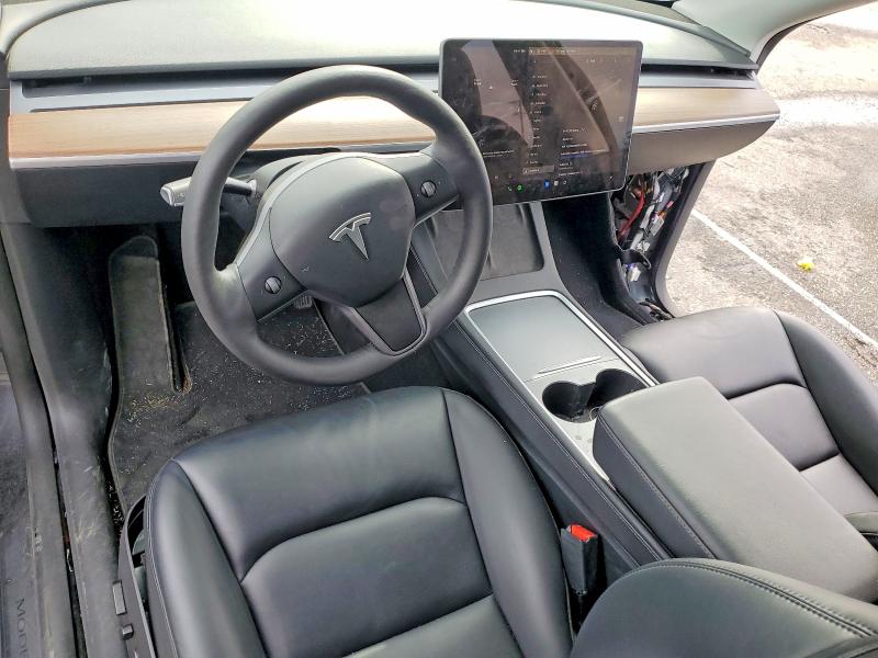 76664105 :رقم المزاد ، 7SAYGDED8RF051300 vin ، 2024 Tesla Model Y مزاد بيع