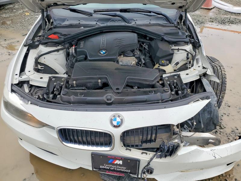 2014 Bmw 328 მანქანა იყიდება აუქციონზე, vin: WBA3B5C58EF959286, აუქციონის ნომერი: 77955365