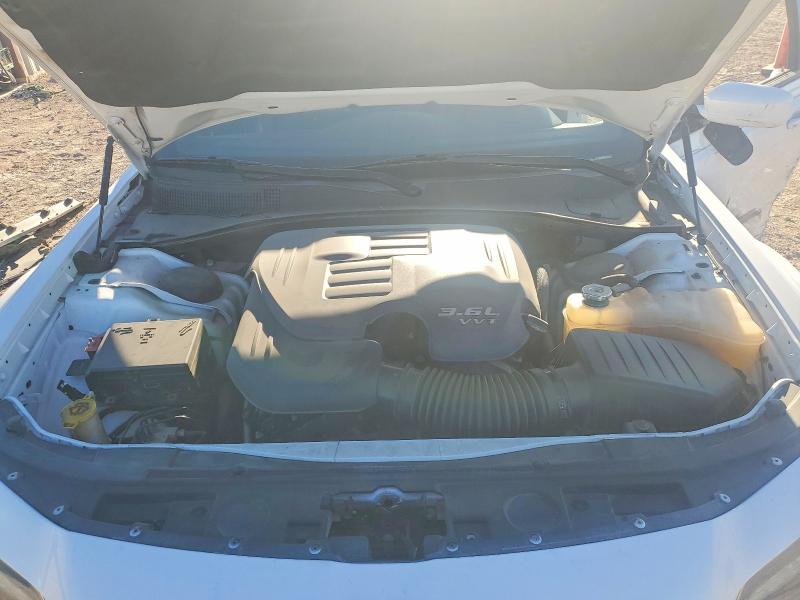 Продажа на аукционе авто 2020 Chrysler 300, vin: 2C3CCABG8LH137387, номер лота: 76423015