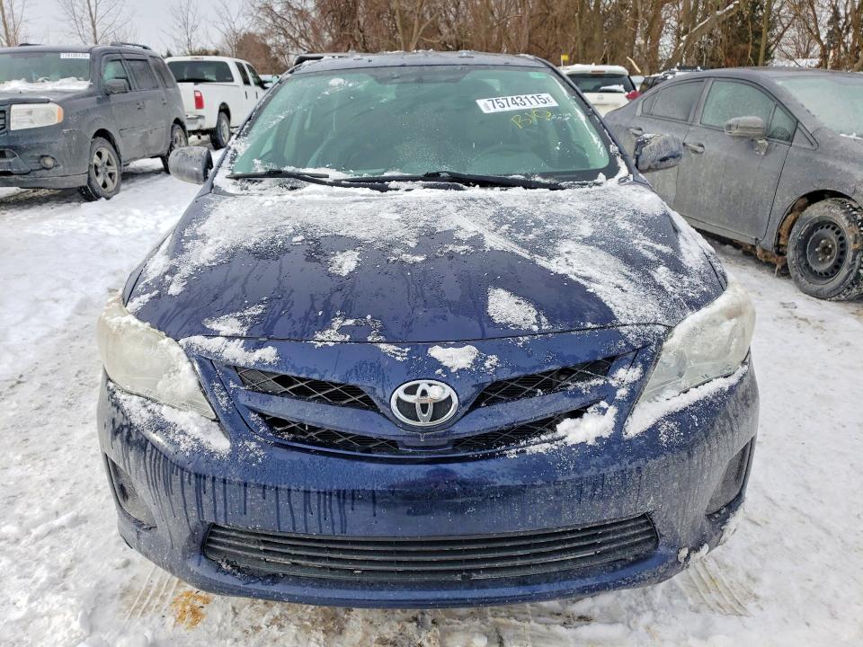 Продажа на аукционе авто 2012 Toyota Corolla, vin: 2T1BU4EE5CC913470, номер лота: 75743115