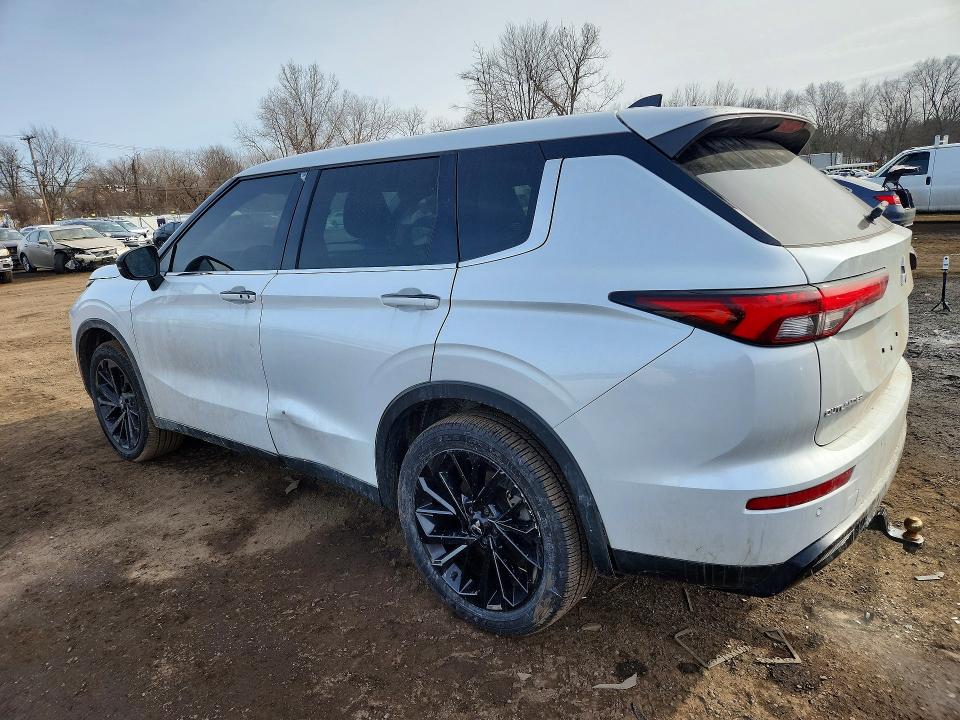 Продаж на аукціоні авто 2022 Mitsubishi Outlander, vin: JA4J3UA81NZ064925, номер лоту: 77162635