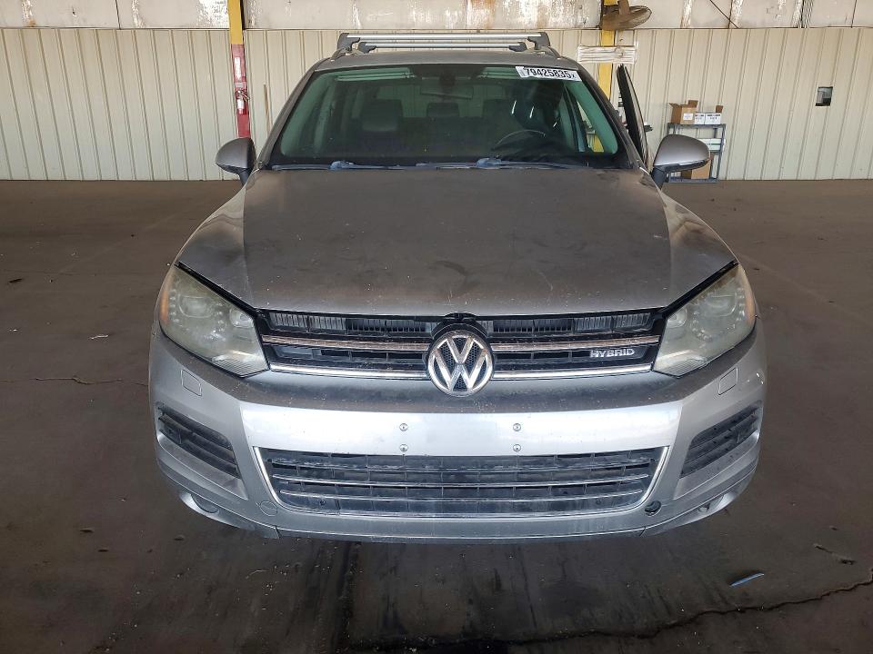 79425835 :رقم المزاد ، WVGFG9BP5BD001253 vin ، 2011 Volkswagen Touareg مزاد بيع