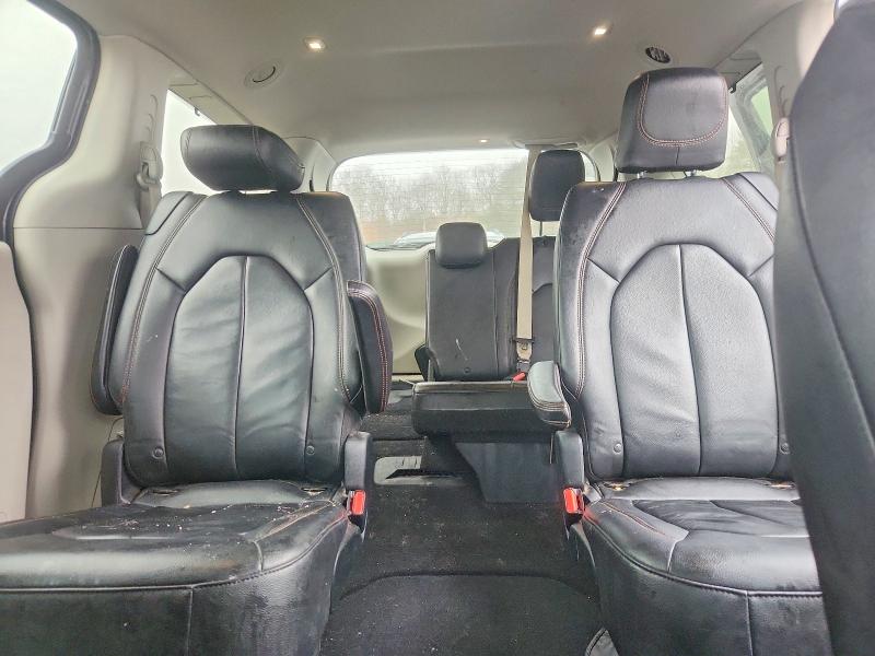 Продажа на аукционе авто 2017 Chrysler Pacifica, vin: 2C4RC1BG4HR745463, номер лота: 77733525