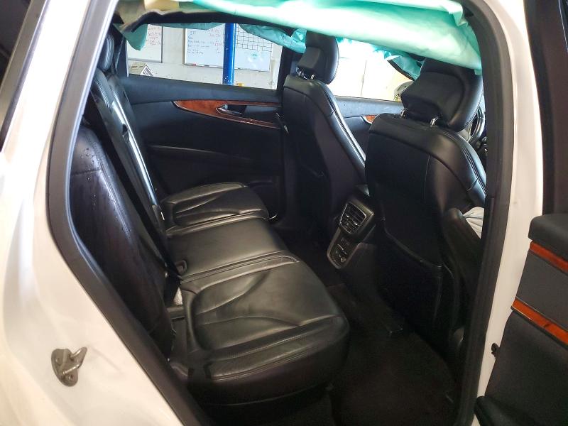 75109235 :رقم المزاد ، 2LMTJ8LR2GBL39032 vin ، 2016 Lincoln Mkx مزاد بيع