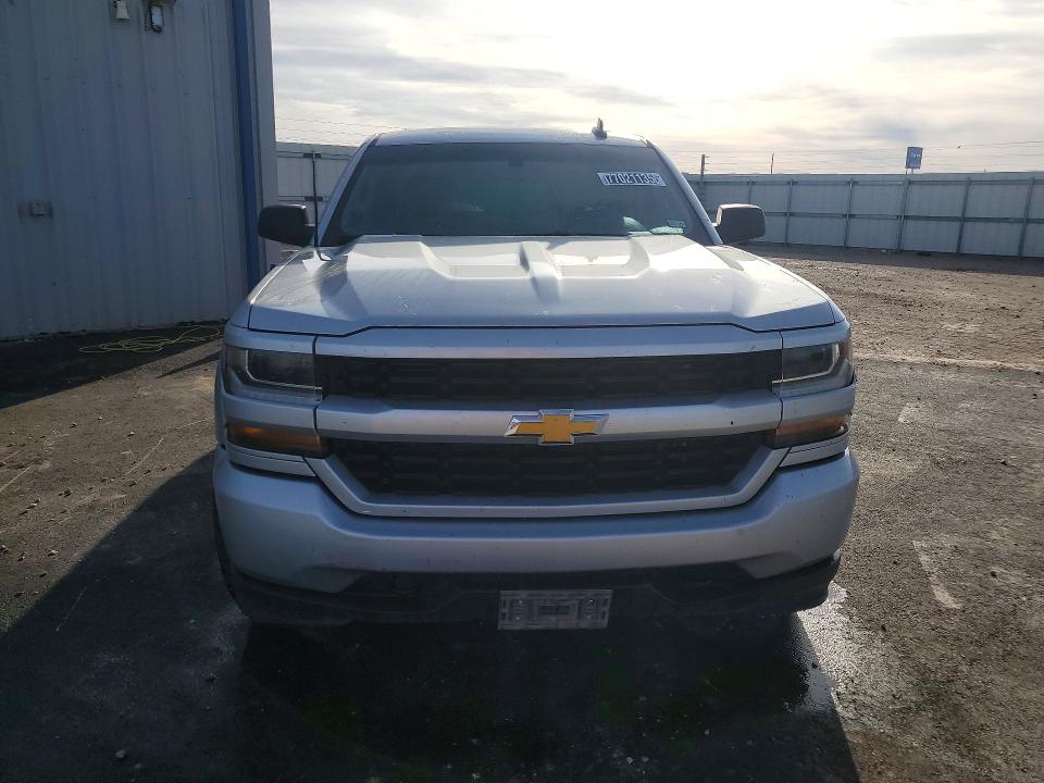 Продажа на аукционе авто 2018 Chevrolet Silverado, vin: 3GCUKPEC9JG132968, номер лота: 77021135