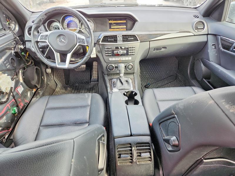 76910505 :رقم المزاد ، WDDGF8FB8CA688743 vin ، 2012 Mercedes-benz C مزاد بيع