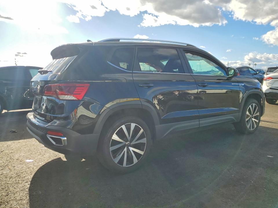 78137575 :رقم المزاد ، 3VVSX7B22PM380639 vin ، 2023 Volkswagen Taos مزاد بيع