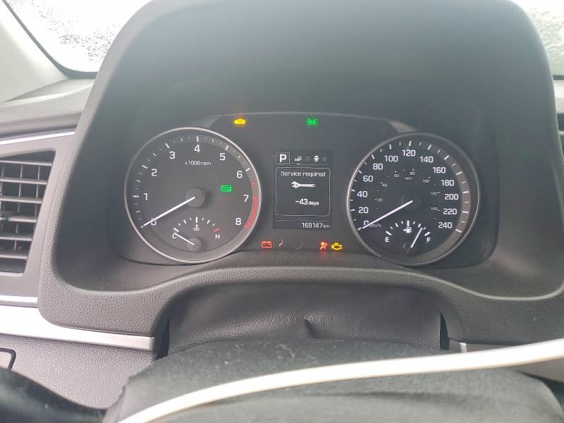 98663165 :رقم المزاد ، KMHD84LF3HU342821 vin ، 2017 Hyundai Elantra مزاد بيع