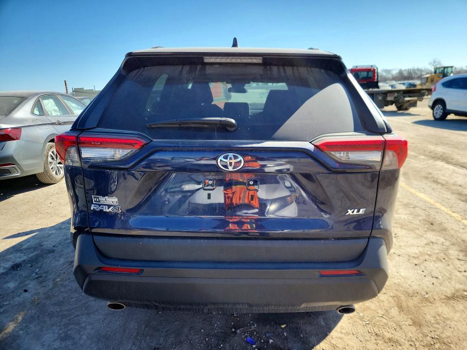 78425825 :رقم المزاد ، 2T3W1RFV6PW272671 vin ، 2023 Toyota Rav4 مزاد بيع