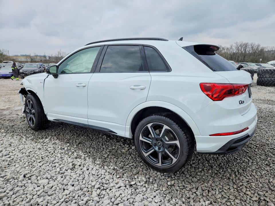 77800995 :رقم المزاد ، WA1EECF30S1108376 vin ، 2025 Audi Q3 مزاد بيع
