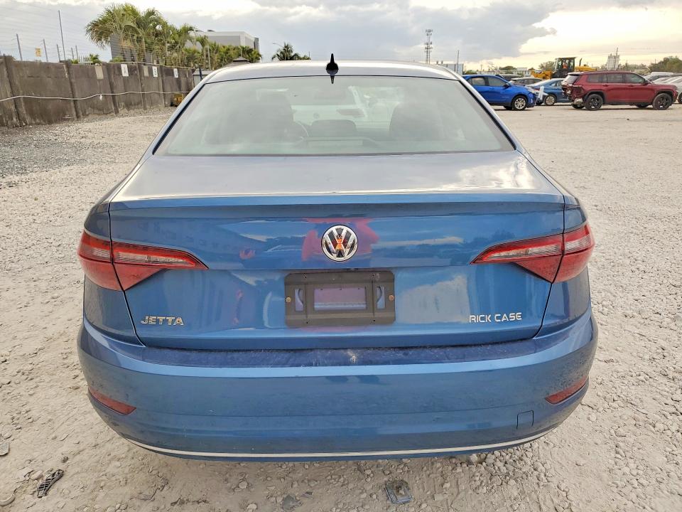 2021 Volkswagen Jetta მანქანა იყიდება აუქციონზე, vin: 3VWC57BUXMM102087, აუქციონის ნომერი: 77299195